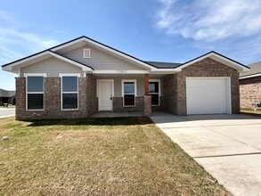 Building Photo - Brand new 3Bed/2Bath Available
