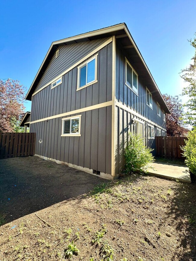 Building Photo - 21028 Damascus Ln