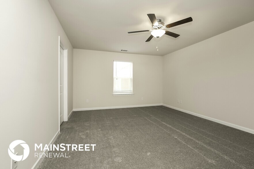 Building Photo - 217 Renwick Dr