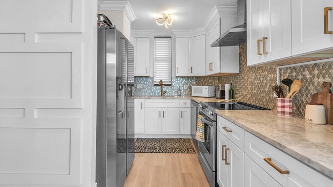 Building Photo - 1000 S Ocean Blvd