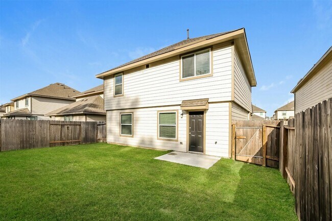 Building Photo - 5002 Banyan Tree Trl