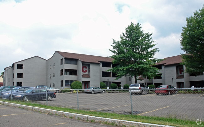 Primary Photo - Court View Manor