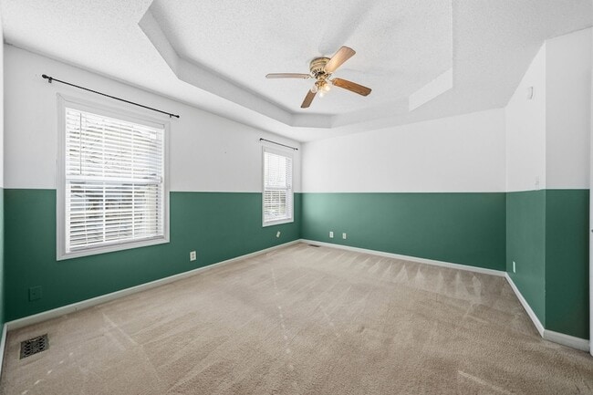 Building Photo - 1361 Jenny Ln