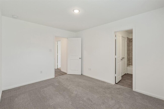 Building Photo - 16462 Valerie Marie Pl