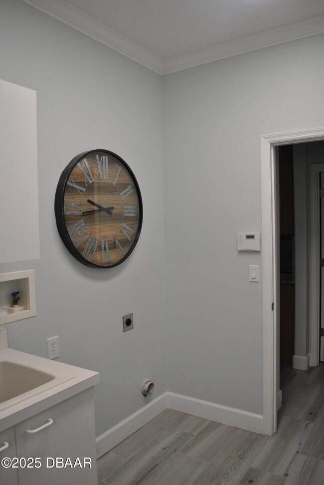 Building Photo - 128 Centennial Park Dr