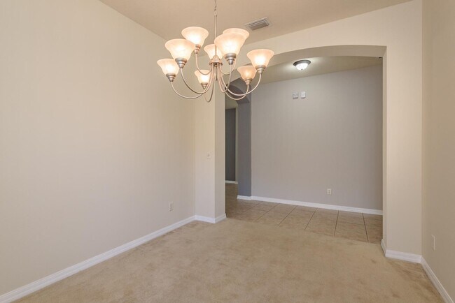 Building Photo - 4515 Fieldview Cir