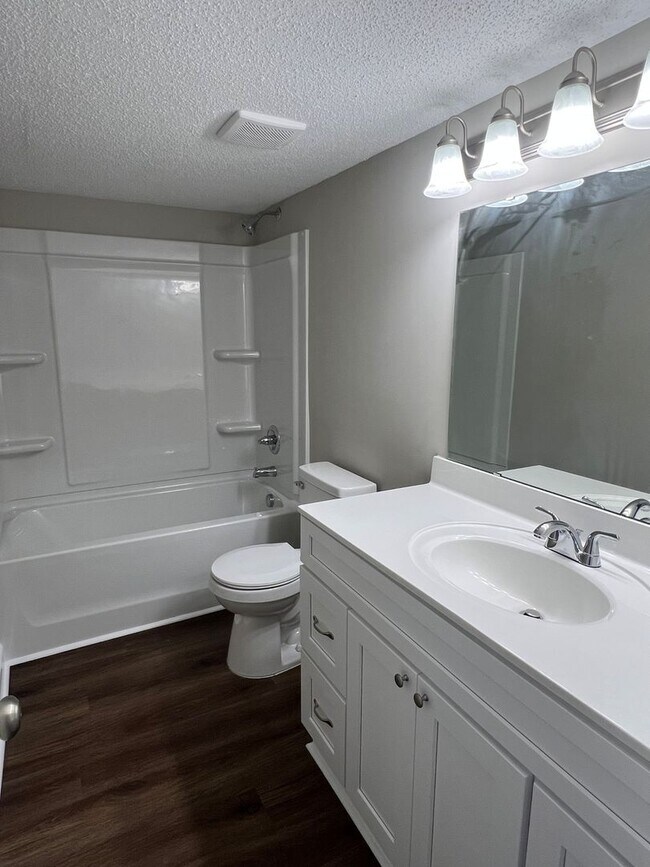 Building Photo - bg0718