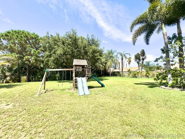 Building Photo - 1118 Fosters Mill Dr