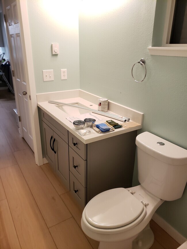 Building Photo - 808 East Guiberson Street