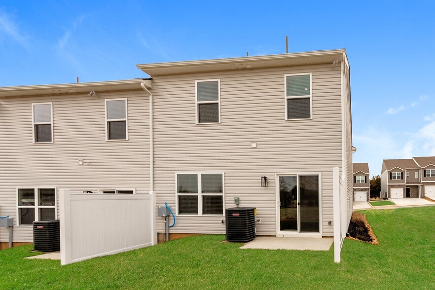 Building Photo - 2516 Legg Crk Ln