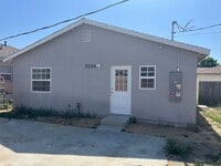 Building Photo - 705 E Boone St