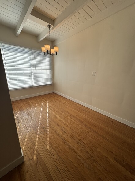 Building Photo - 636 Acanto St