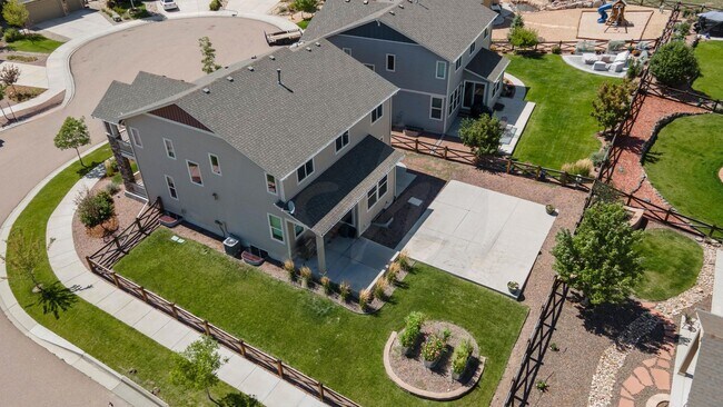 Building Photo - Stunning 5 bedroom home in Banning Lewis R...