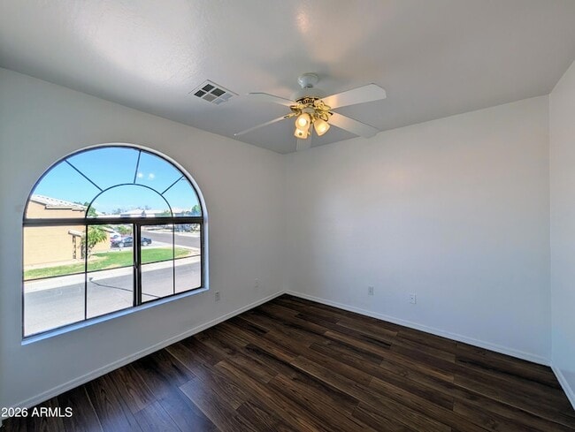 Building Photo - 6416 N 78th Ln