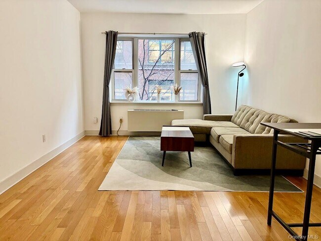 Building Photo - 41-26-41-27 27th St