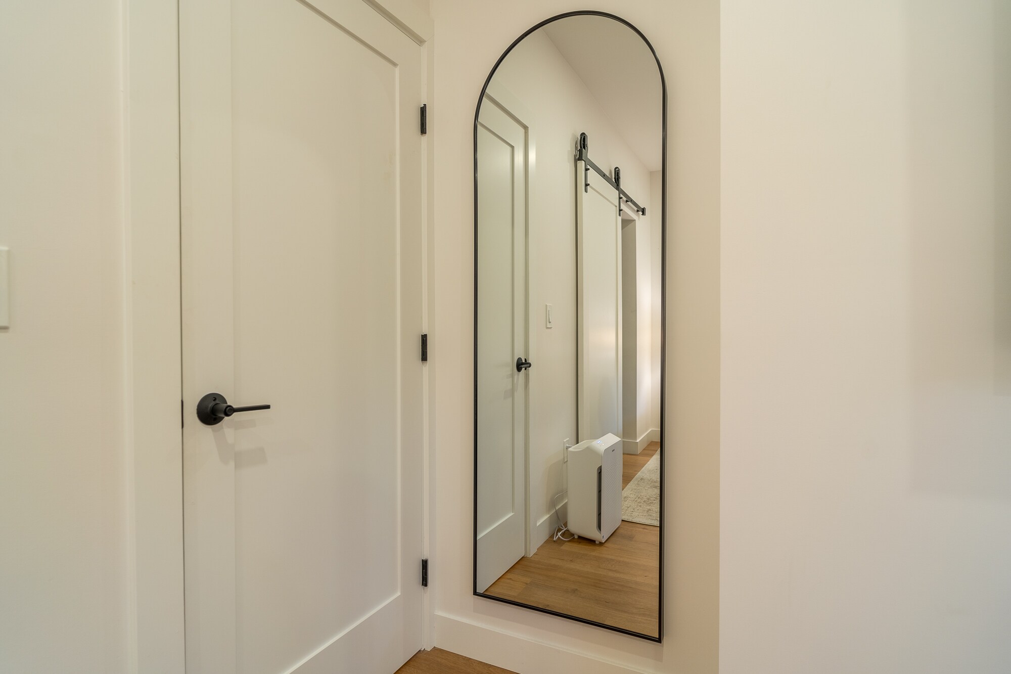 Building Photo - 3038 Beech St