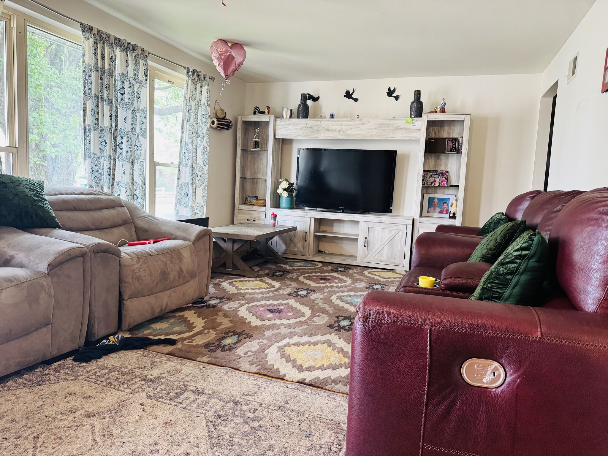 Living room - 246 Union Rd
