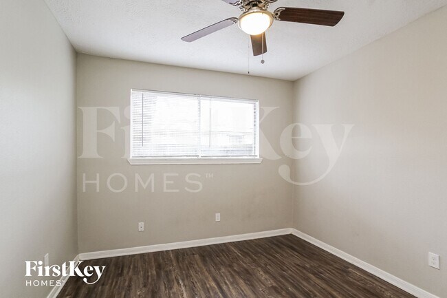 Building Photo - 12703 Enchanted Path Dr