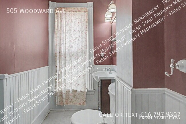 Building Photo - 505 Woodward Ave