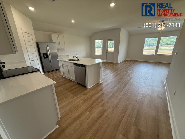 Building Photo - 110 E Fredonia Ct