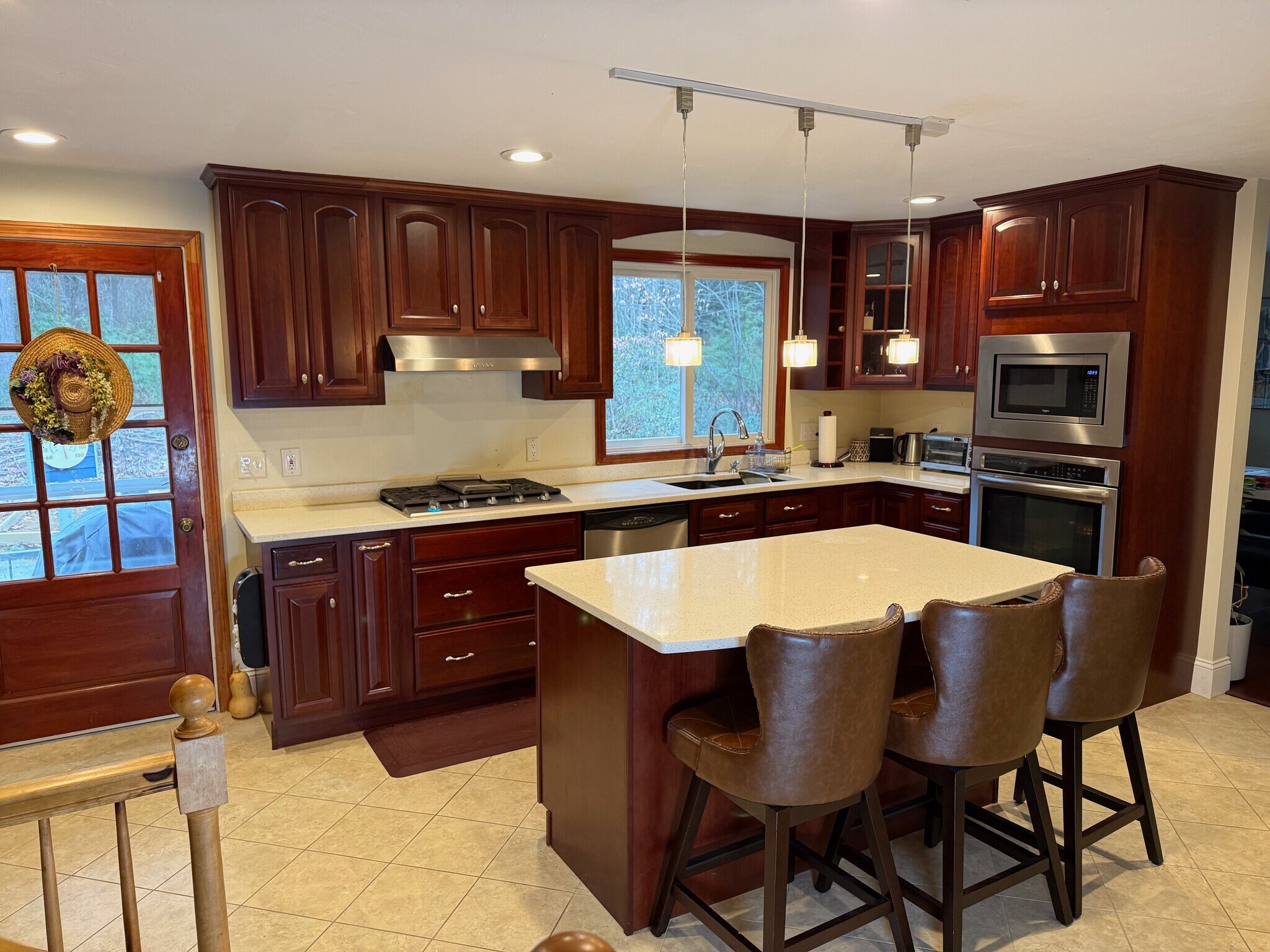 Kitchen - 34 Hitching Post Ln