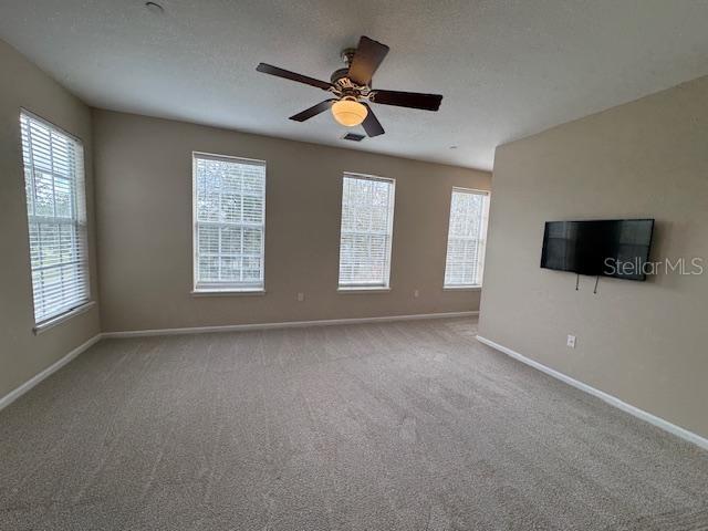 Building Photo - 916 Greenlawn St