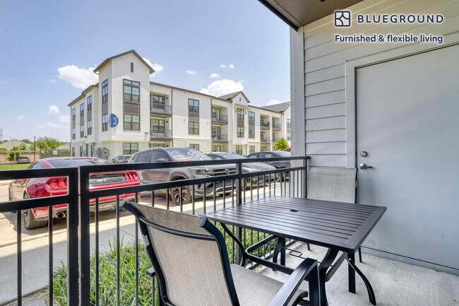 Building Photo - 2001 Ed Bluestein Blvd