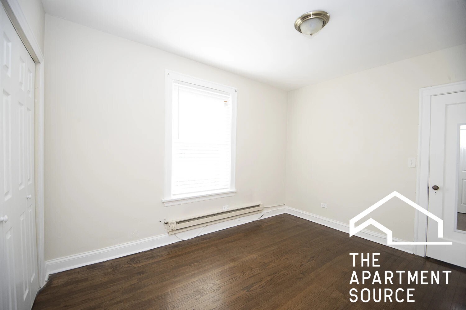 Building Photo - 918 Green Bay Rd