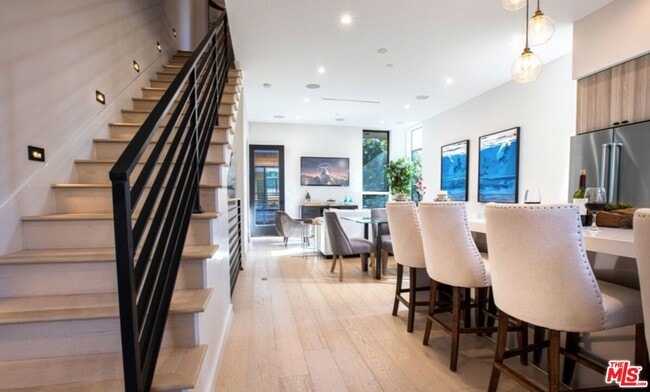 Building Photo - 4429 Tujunga Ave