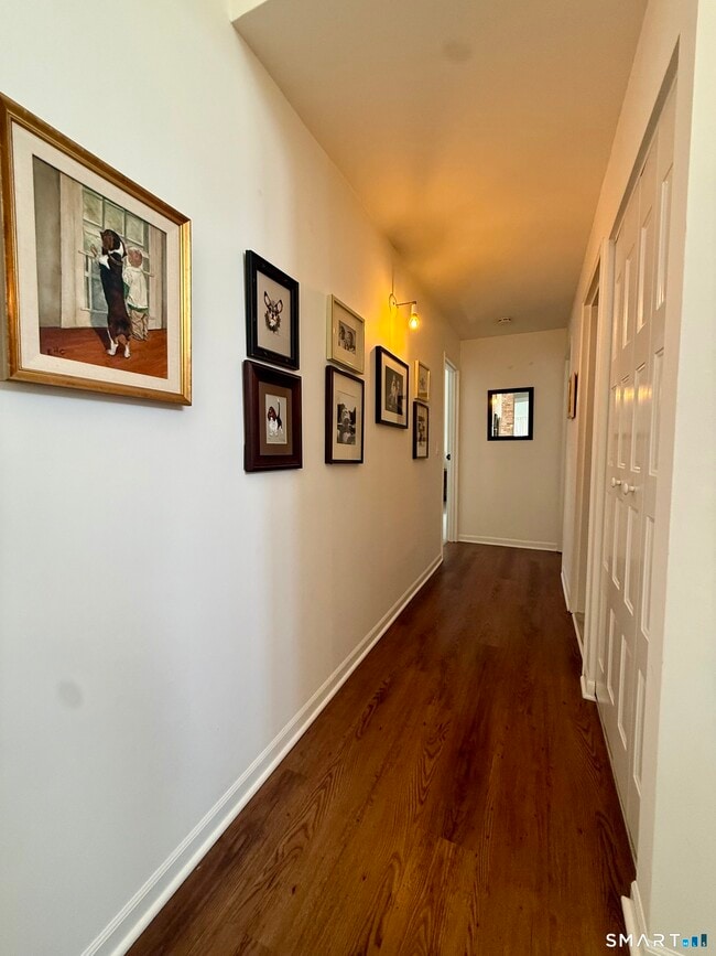 Building Photo - 85 Ledgebrook Dr