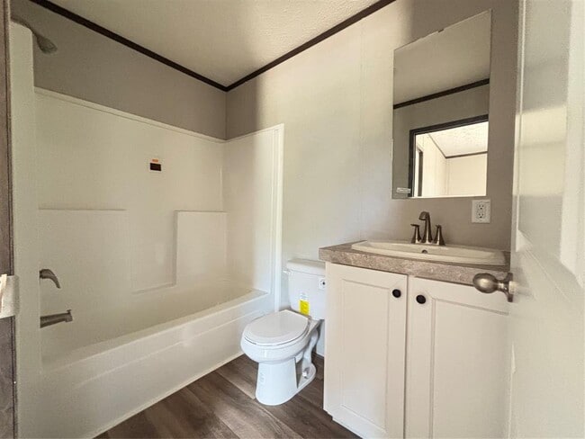 Building Photo - 277 Elm Forest Loop