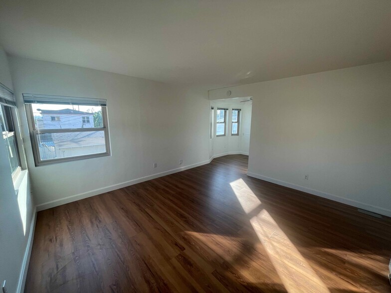 Building Photo - 1825 S Monterey St