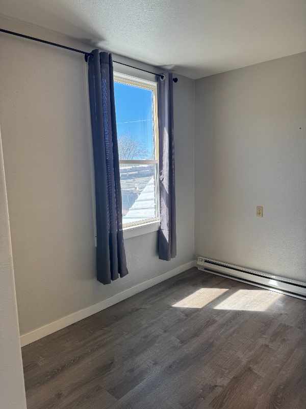 Building Photo - 411 N 1st St