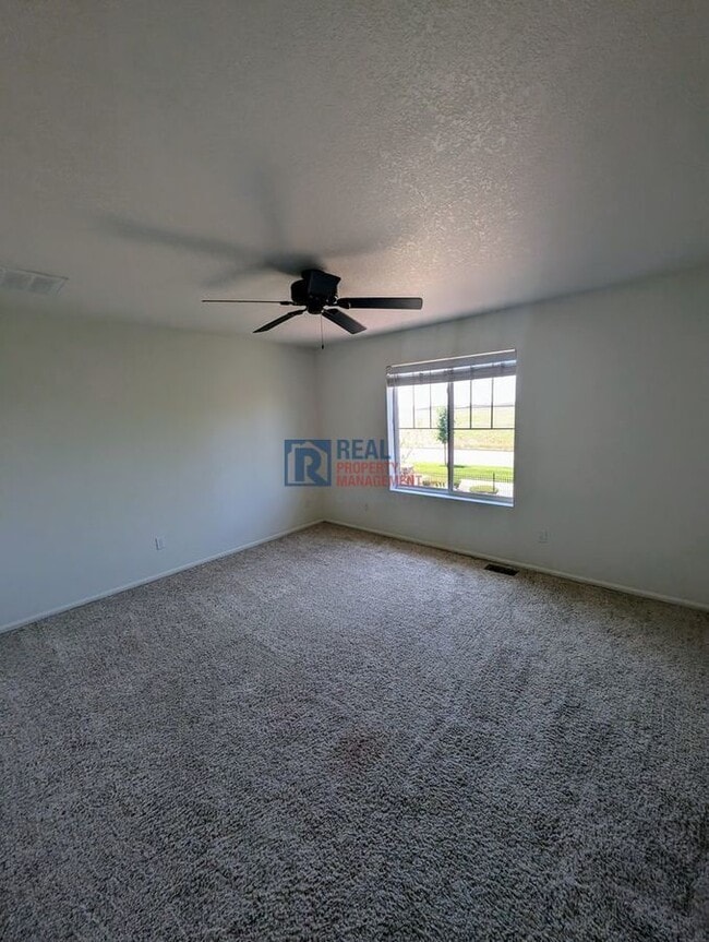 Building Photo - 25990 E Byers Pl