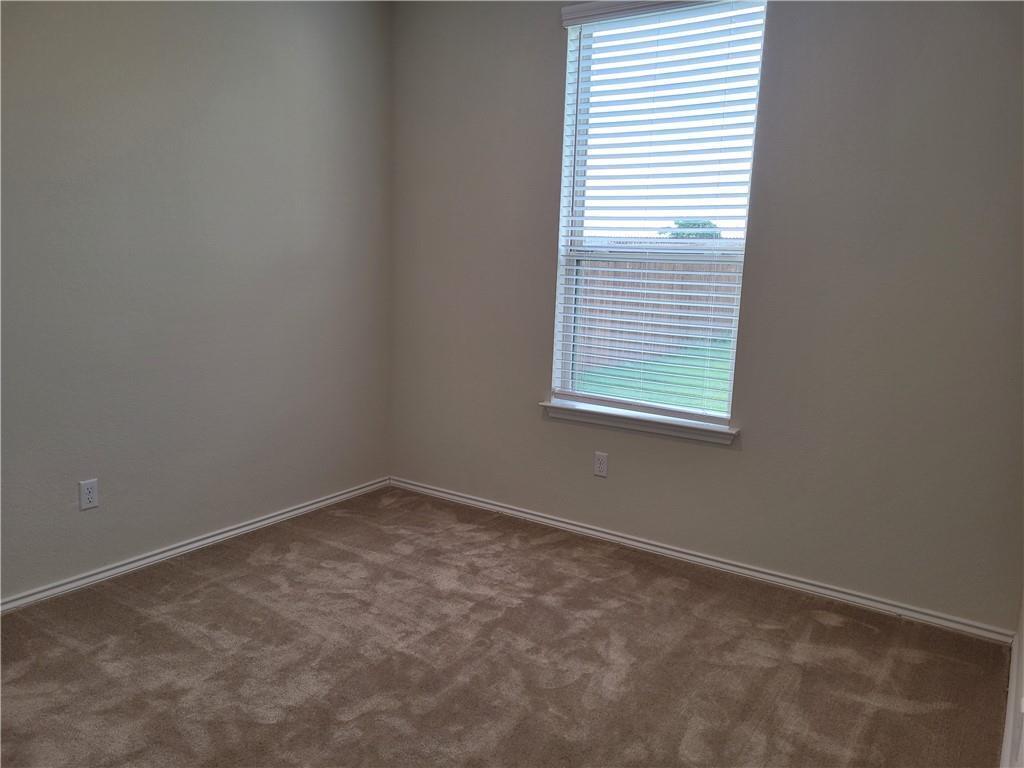 Building Photo - 279 Zuma Dr