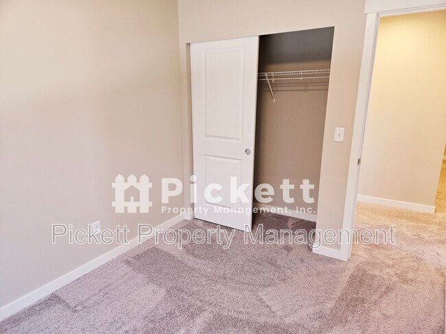 Building Photo - 2512 Zeeden Way