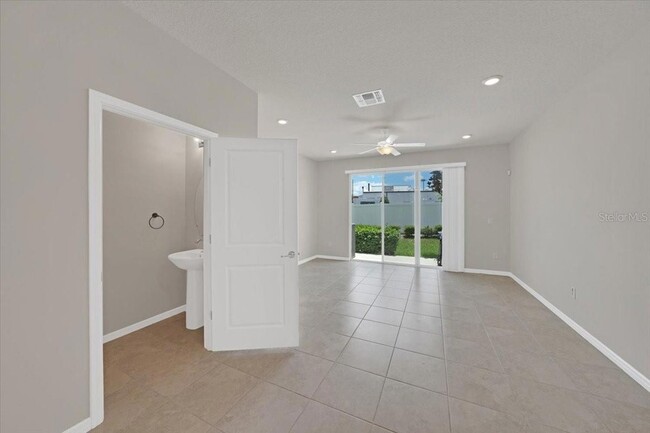 Building Photo - 2906 Deer Pine Trail