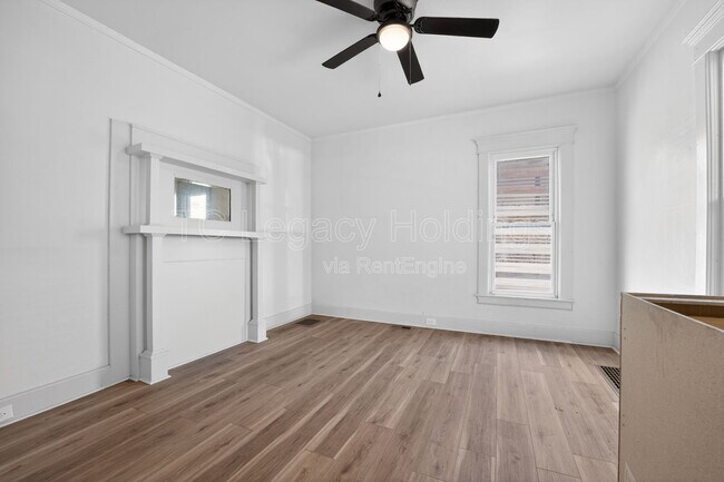 Building Photo - 2113 Goff Ave