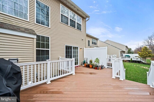 Building Photo - 2933 Cottonwood Ln