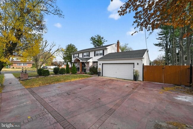 Building Photo - 335 Connecticut Ave