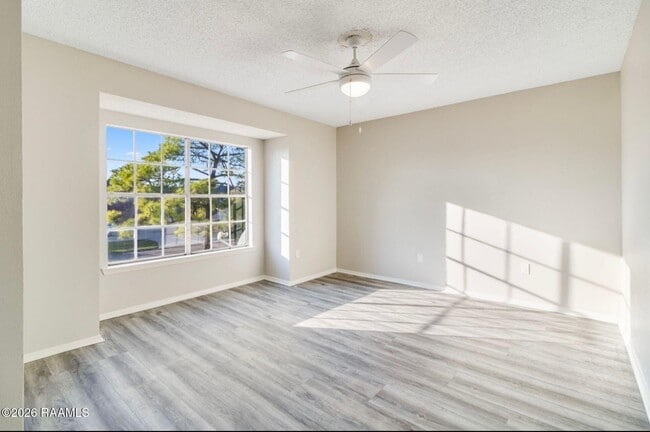 Building Photo - 107 Meudon St