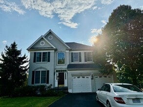 Building Photo - 5634 Annenberg Ct