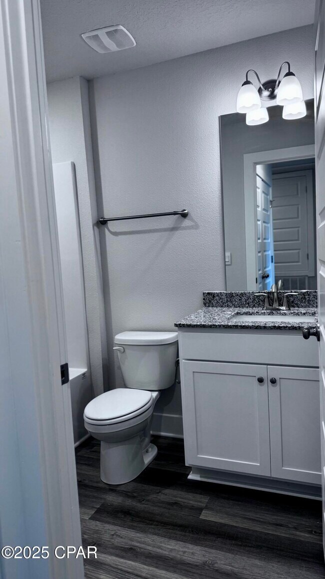 Building Photo - 205 Palmeras Marinas Ln