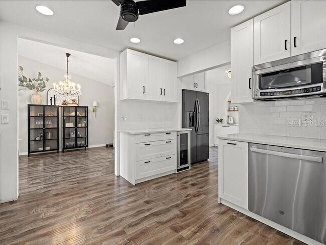 Building Photo - 15650 Prairie Creek Blvd