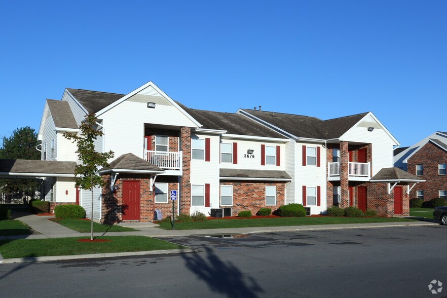 AUTUMN RIDGE APARTMENTS 3670 Hess Ave Saginaw MI 48601 Apartment Finder