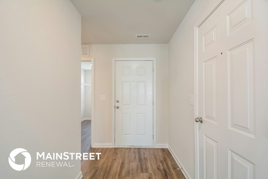 Building Photo - 356 Gourd St