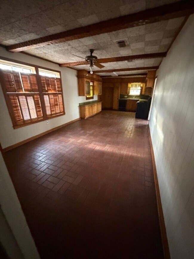 Building Photo - 312 N 37th St