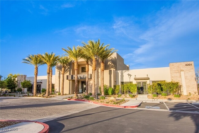 Building Photo - 10960 Merito Ct