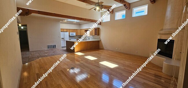 Building Photo - Beautiful NE Heights location