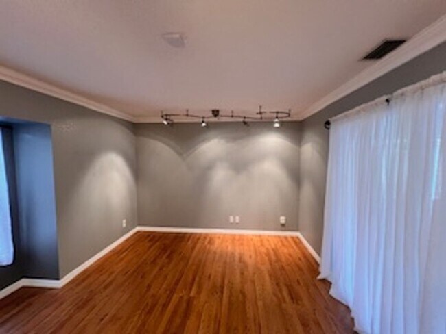 Building Photo - Annual DEEP CREEK Rental - 3/2/2